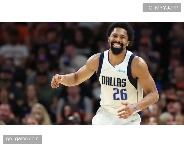 篮网旧将丁威迪在独行侠关键战役中扮演奇兵角色 篮网旧将丁威迪在独行侠关键战役中扮演奇兵角色