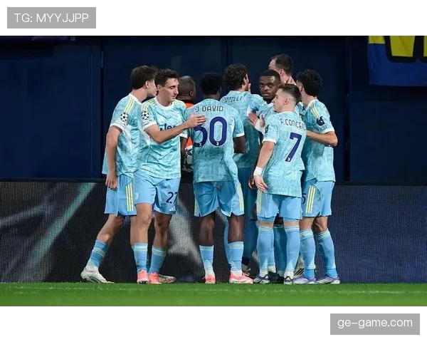 西甲攻防失衡致球队表现波动，状态回暖亟需战术调整