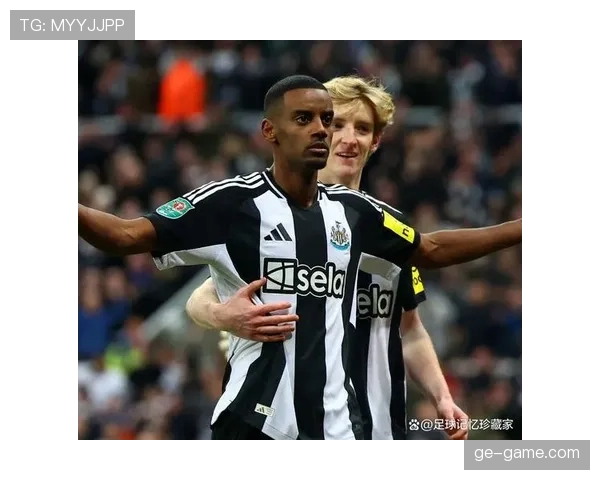 伊萨克高价转会：终结效率与战术适配能否匹配预期？