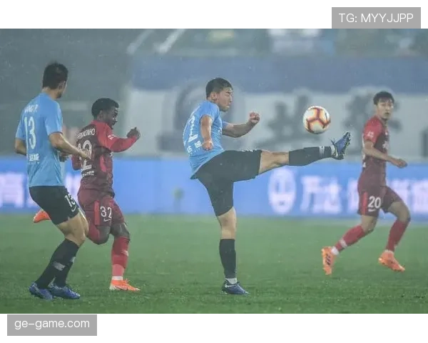 佩德里:高位控球体系中的节奏调度者 佩德里:高位控球体系中的节奏调度者